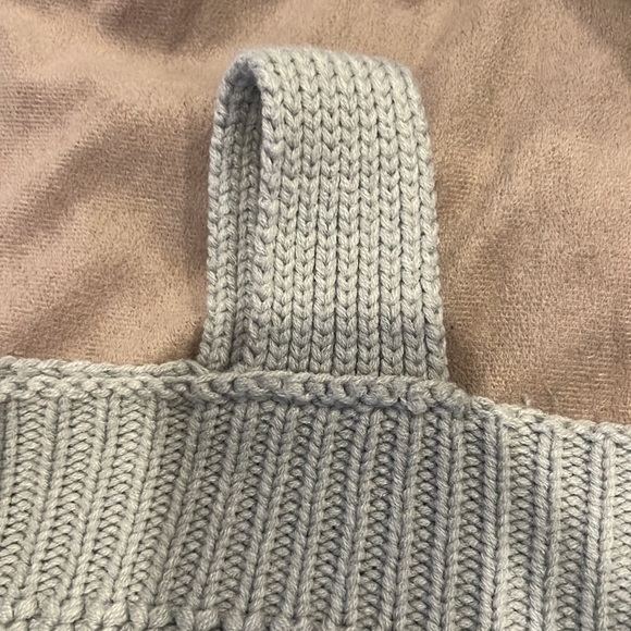 Light gray off shoulder sweater - Picture 2 of 4